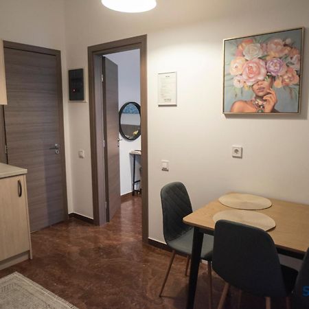 Explore Greece From Lovely City Centre Apartment Халкида Экстерьер фото