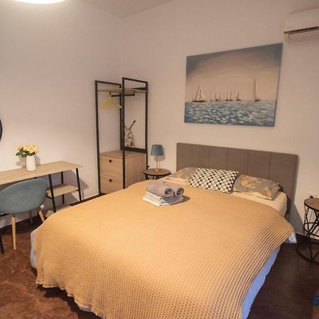 Explore Greece From Lovely City Centre Apartment Халкида Экстерьер фото